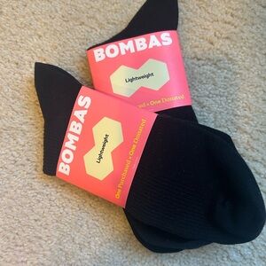 Bombas Women’s Women's Ruffle Rib Quarter Sock black